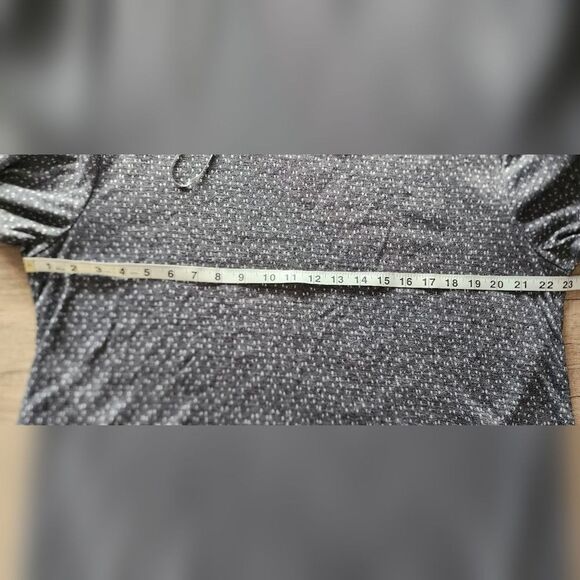 Rose + Olive Dark Gray Dotted Pullover Top Women's Plus 1X - Picture 6 of 7